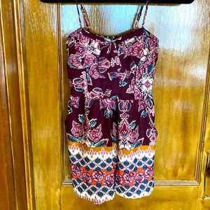 XS Romper with pockets. Never worn.
